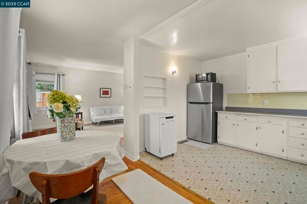 Bedroom, Dining room, Interior, Kitchen, Wood Texture Flooring