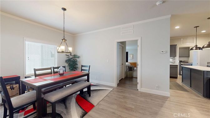 Dining room, Interior, Kitchen, Pendant Lights, Recessed Lighting, Wood Texture Flooring