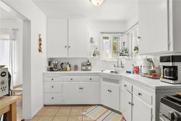 Interior, Kitchen, Tile Countertops