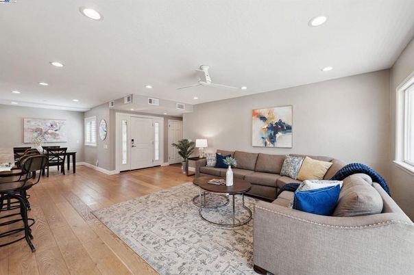 Dining room, Interior, Living room, Recessed Lighting, Wood Texture Flooring