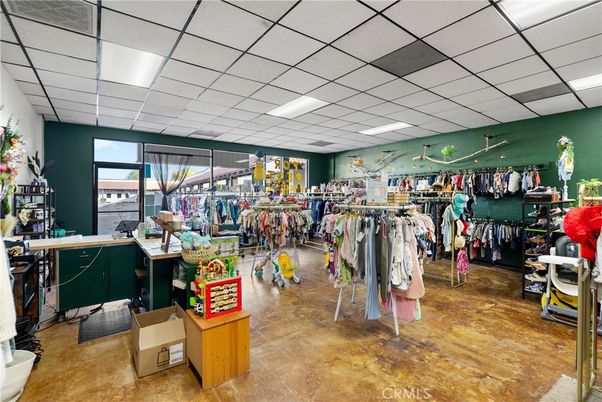 Interior, Recessed Lighting, Walk-in Closets