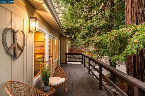 Exterior, Wood Texture Flooring