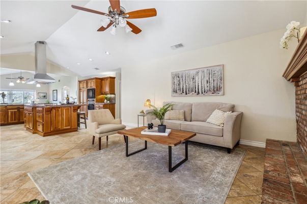 Interior, Kitchen, Living room, Recessed Lighting, Stainless Steel Appliances