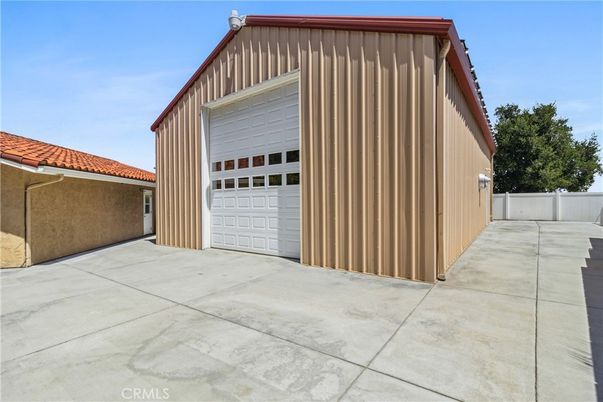 Detached Garage, Exterior
