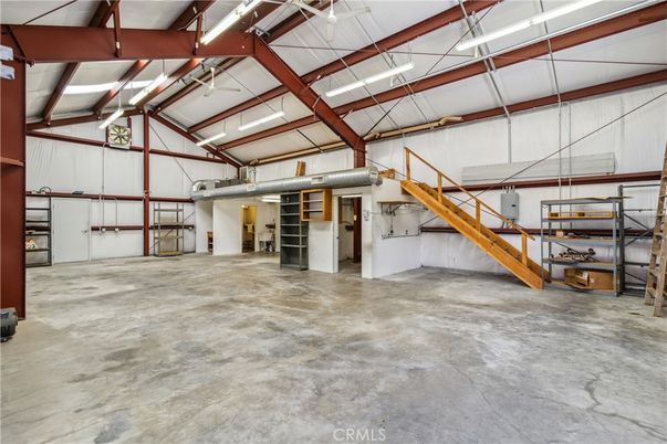 Garage, Interior