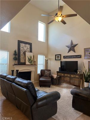 Fireplace, Interior, Living room