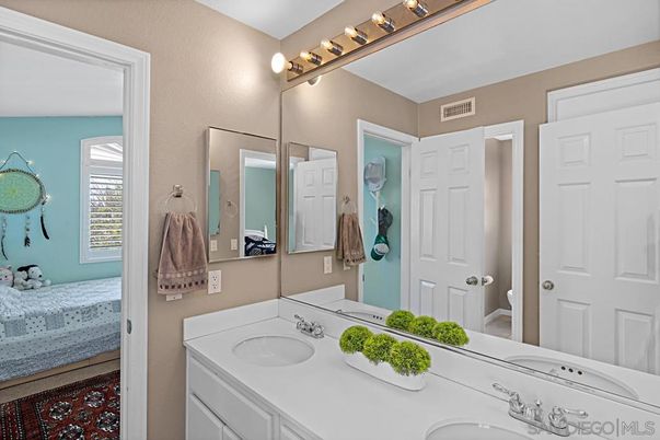Bathroom, Dual Sink Vanities, Interior