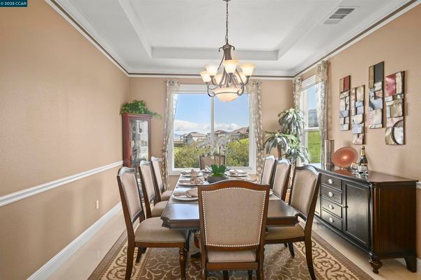 Chandelier, Dining room, Interior