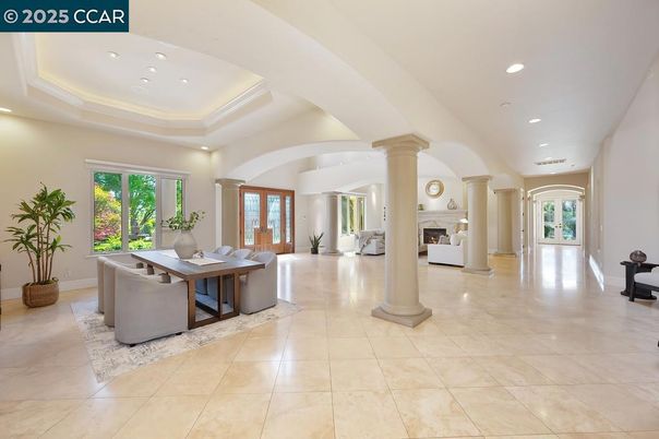 Fireplace, Interior, Living room, Recessed Lighting