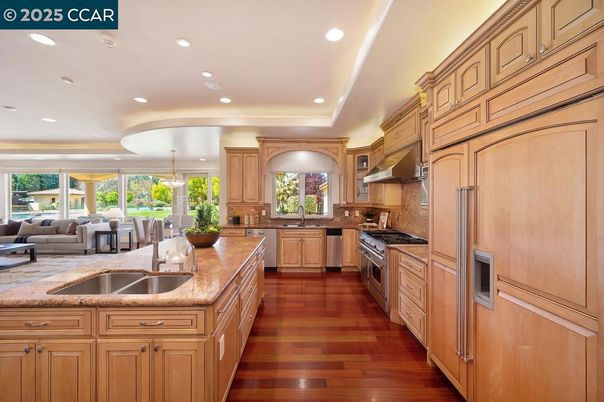 Interior, Kitchen, Living room, Pendant Lights, Recessed Lighting, Stainless Steel Appliances, Wood Texture Flooring