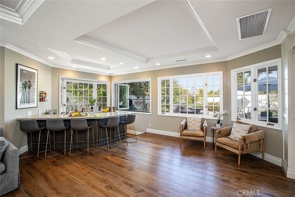 Interior, Recessed Lighting, Wood Texture Flooring