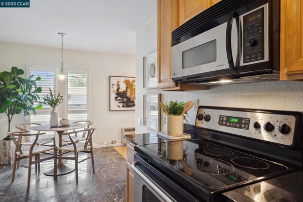 Dining room, Interior, Kitchen, Pendant Lights