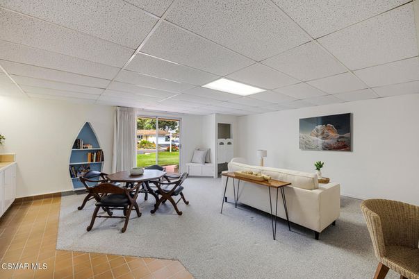 Dining room, Interior, Living room, Recessed Lighting