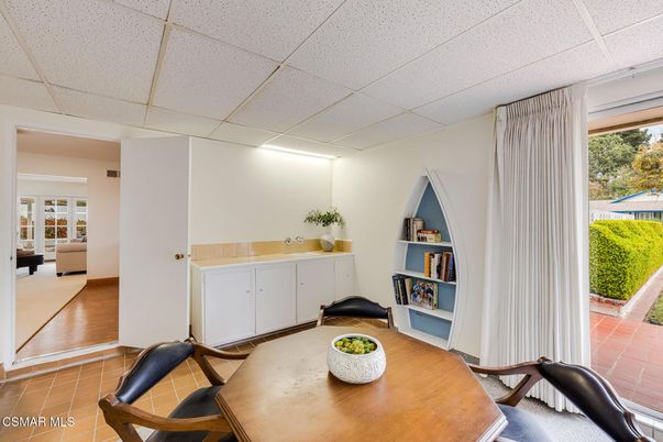 Dining room, Interior