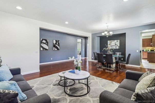 Chandelier, Dining room, Interior, Living room, Recessed Lighting, Wood Texture Flooring