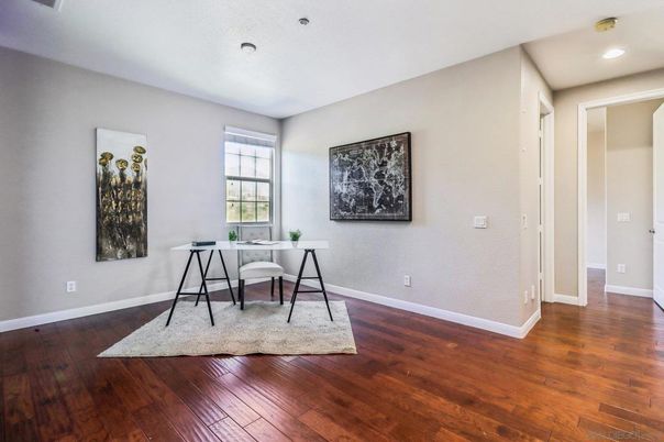 Home Office, Interior, Recessed Lighting, Wood Texture Flooring