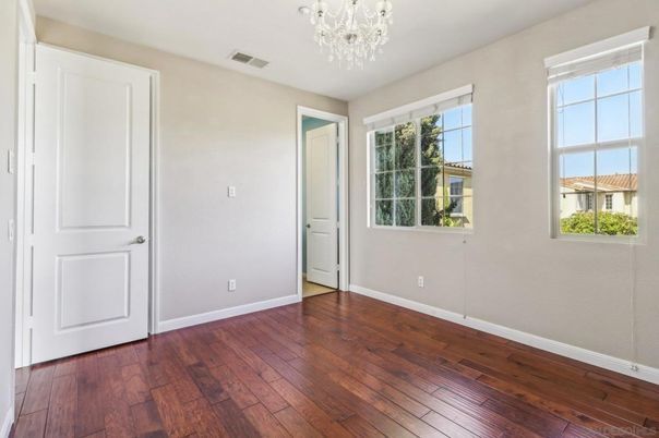 Chandelier, Empty room, Interior, Wood Texture Flooring