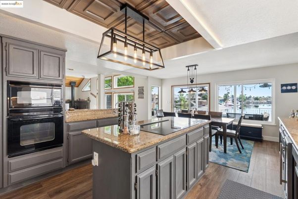 Dining room, Interior, Kitchen, Pendant Lights, Wood Texture Flooring
