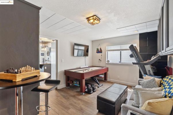 Billiard Table, Fitness Equipment, Game Room, Interior, Wood Texture Flooring