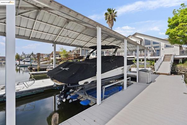 Exterior, Water