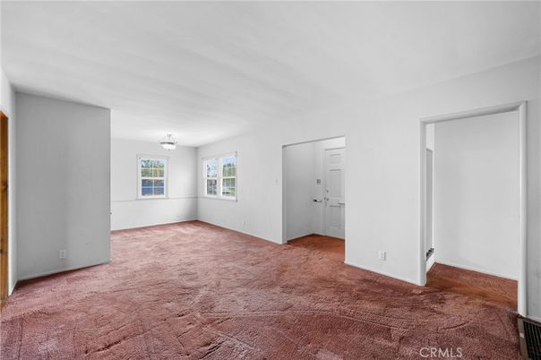 Chandelier, Empty room, Interior