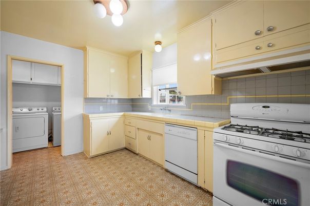 Interior, Kitchen, Washer