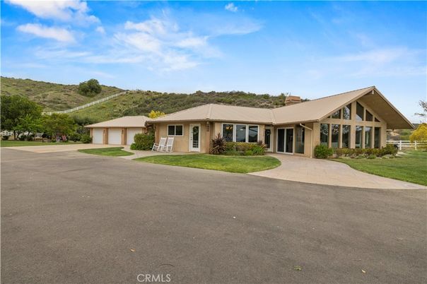 Attached, Backyard, Exterior, Facade, Ranch