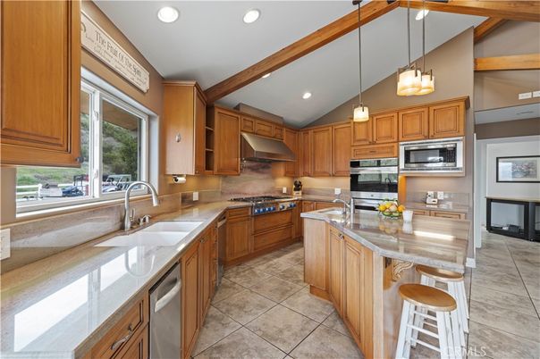 Interior, Kitchen, Pendant Lights, Recessed Lighting, Stainless Steel Appliances, Wooden Beams
