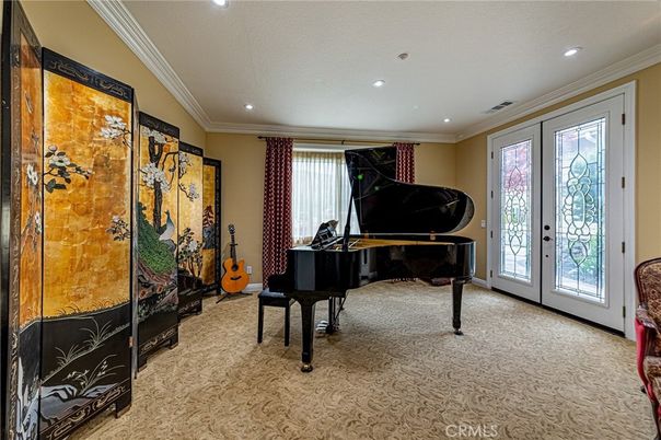 Interior, Piano, Recessed Lighting