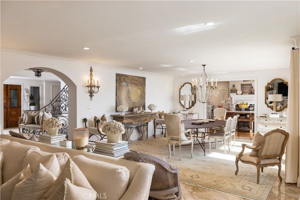 Chandelier, Dining room, Interior, Living room, Recessed Lighting
