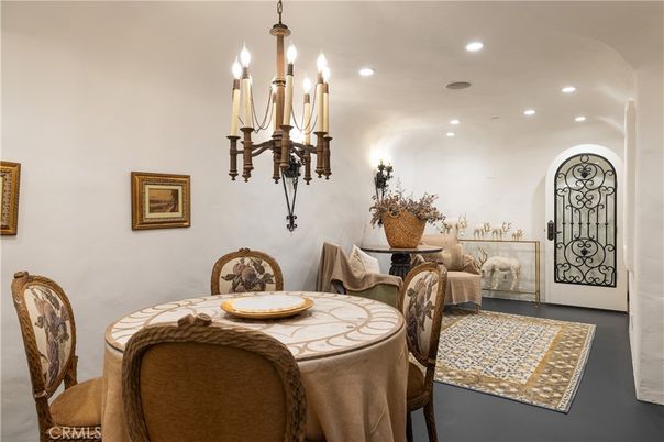 Chandelier, Dining room, Interior, Recessed Lighting