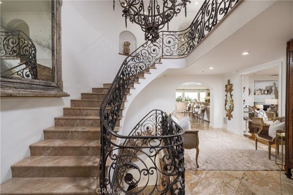 Chandelier, Interior, Piano, Recessed Lighting