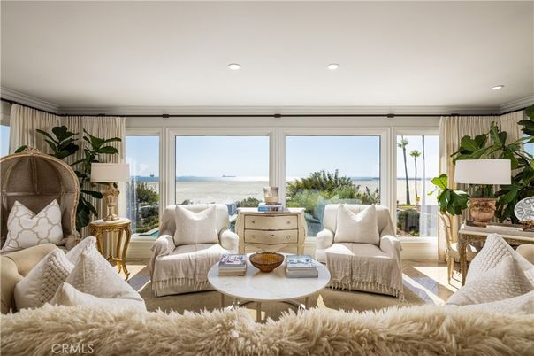 Interior, Living room, Recessed Lighting, Water