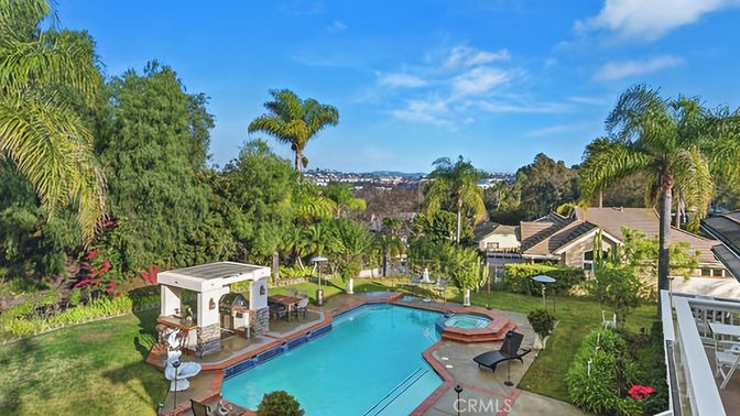Exterior, Pool, Solar Panels