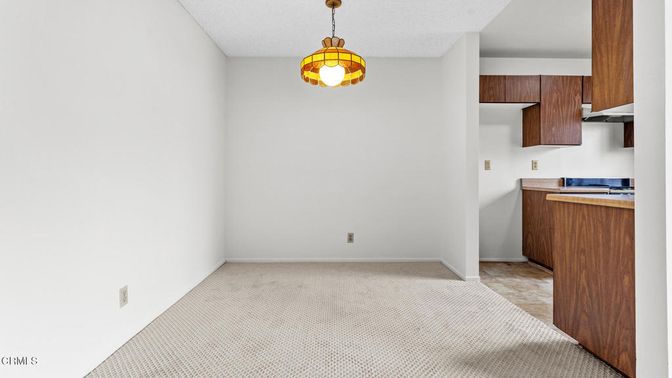 Empty room, Interior, Kitchen, Pendant Lights