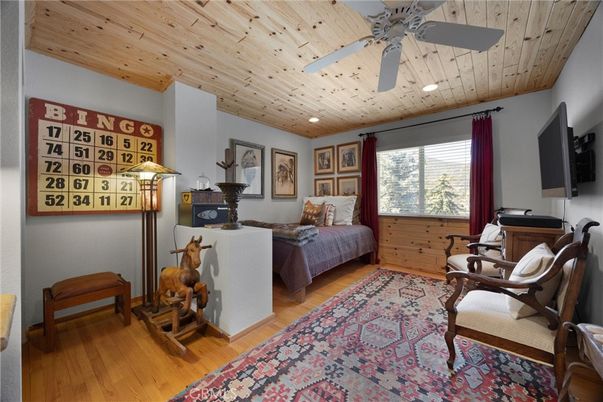 Bedroom, Interior, Recessed Lighting, Wooden Ceilings, Wood Texture Flooring