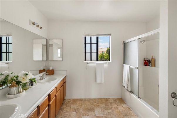 Bathroom, Dual Sink Vanities, Glass Shower, Interior