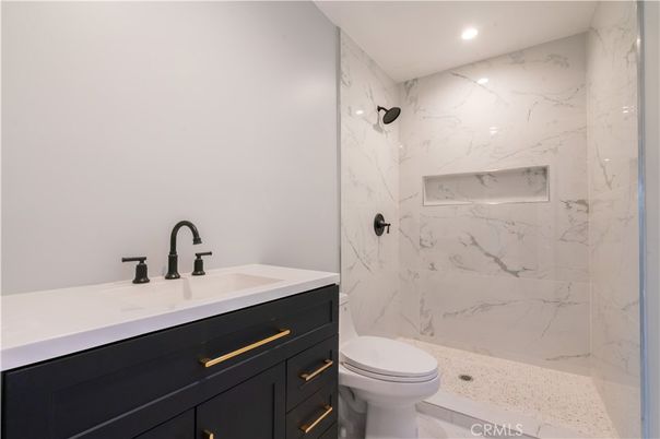 Bathroom, Interior, Marble Walls, Recessed Lighting