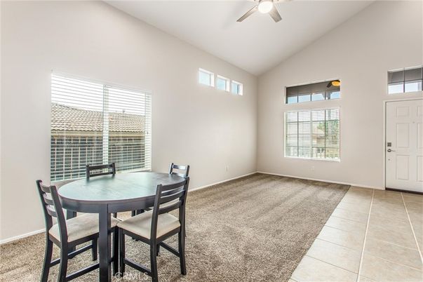 Dining room, Interior