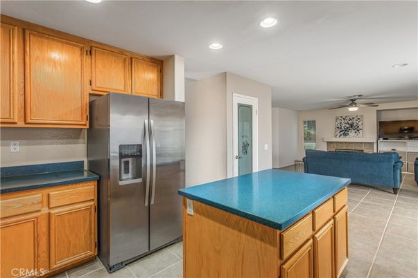 Interior, Kitchen, Living room, Recessed Lighting, Stainless Steel Appliances