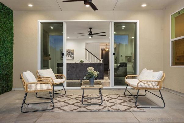 Exterior, Recessed Lighting