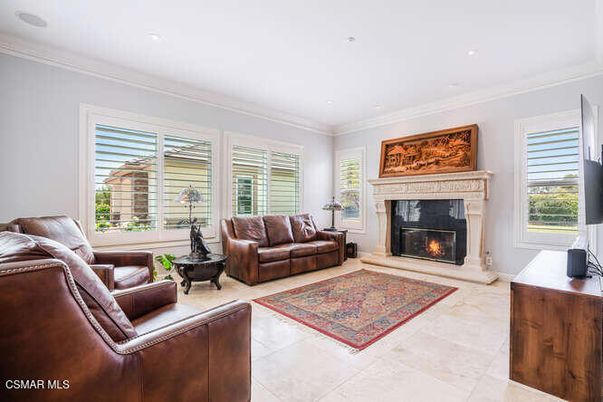 Fireplace, Interior, Living room, Recessed Lighting