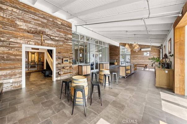 Interior, Kitchen, Pendant Lights, Wooden Walls
