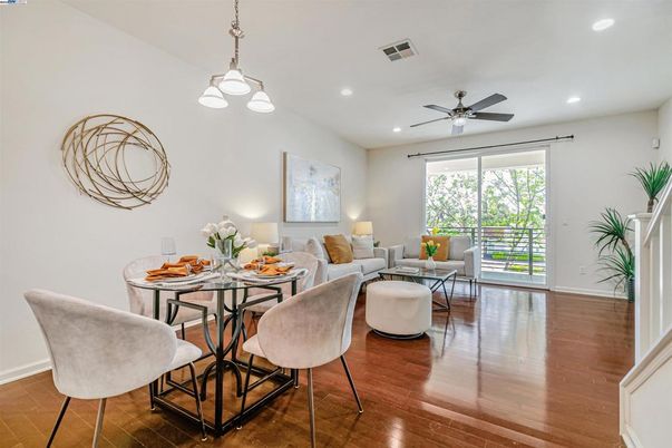 Dining room, Interior, Living room, Pendant Lights, Recessed Lighting, Wood Texture Flooring