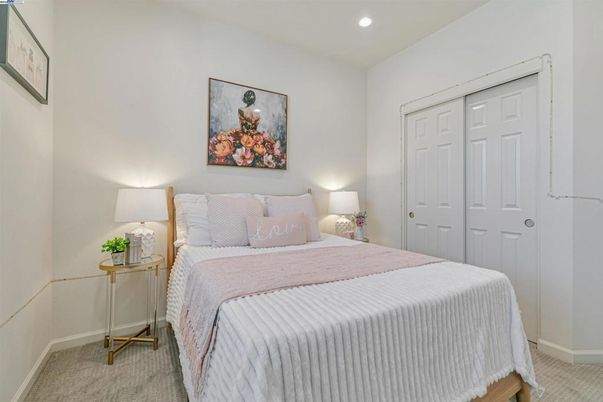 Bedroom, Interior, Recessed Lighting