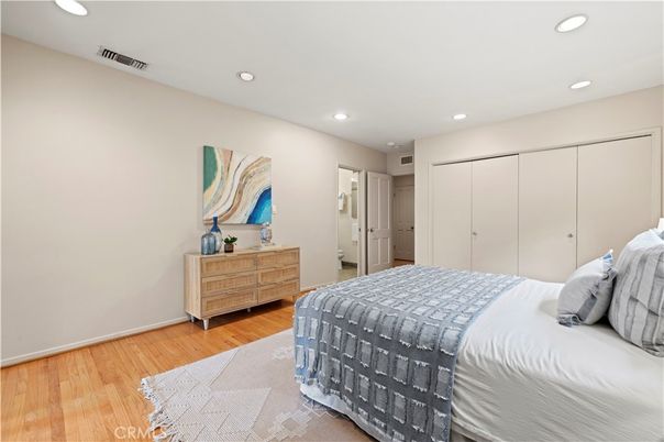 Bedroom, Interior, Recessed Lighting, Wood Texture Flooring