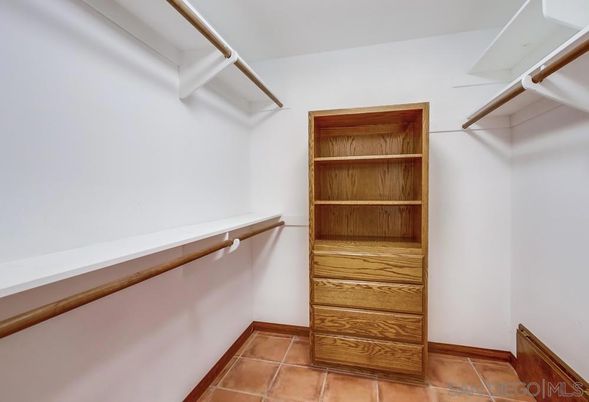 Interior, Walk-in Closets