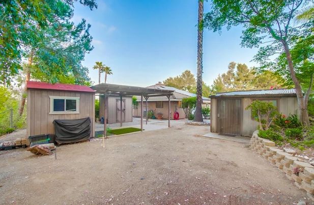 Backyard, Exterior, Hot Tub
