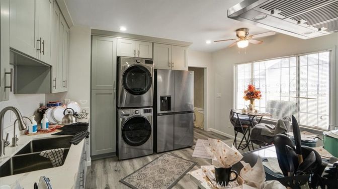 Dining room, Interior, Kitchen, Recessed Lighting, Utility Closets, Washer, Wood Texture Flooring