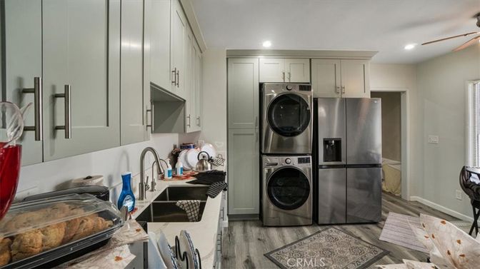Interior, Kitchen, Recessed Lighting, Washer, Wood Texture Flooring